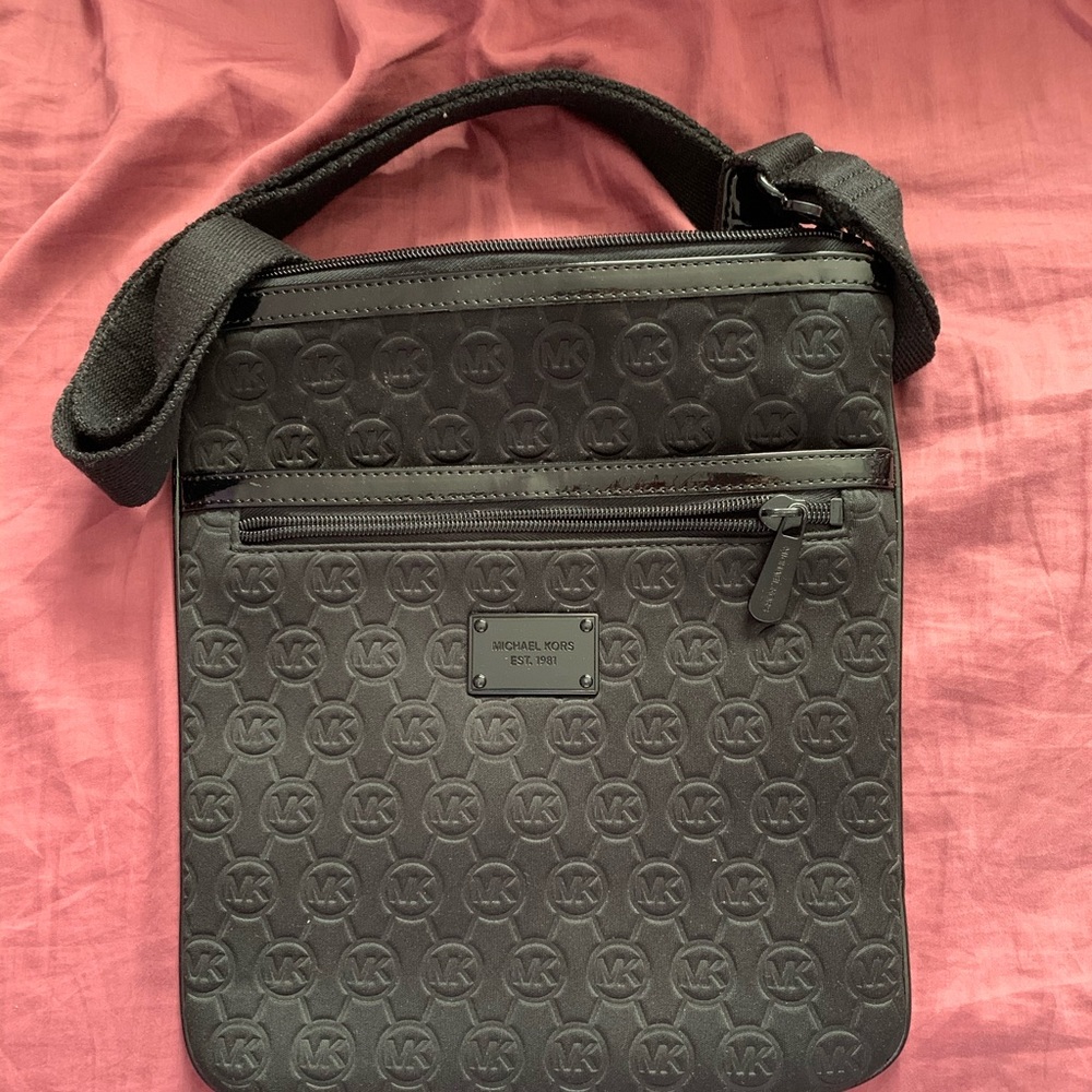 Michael kors crossbody bag!